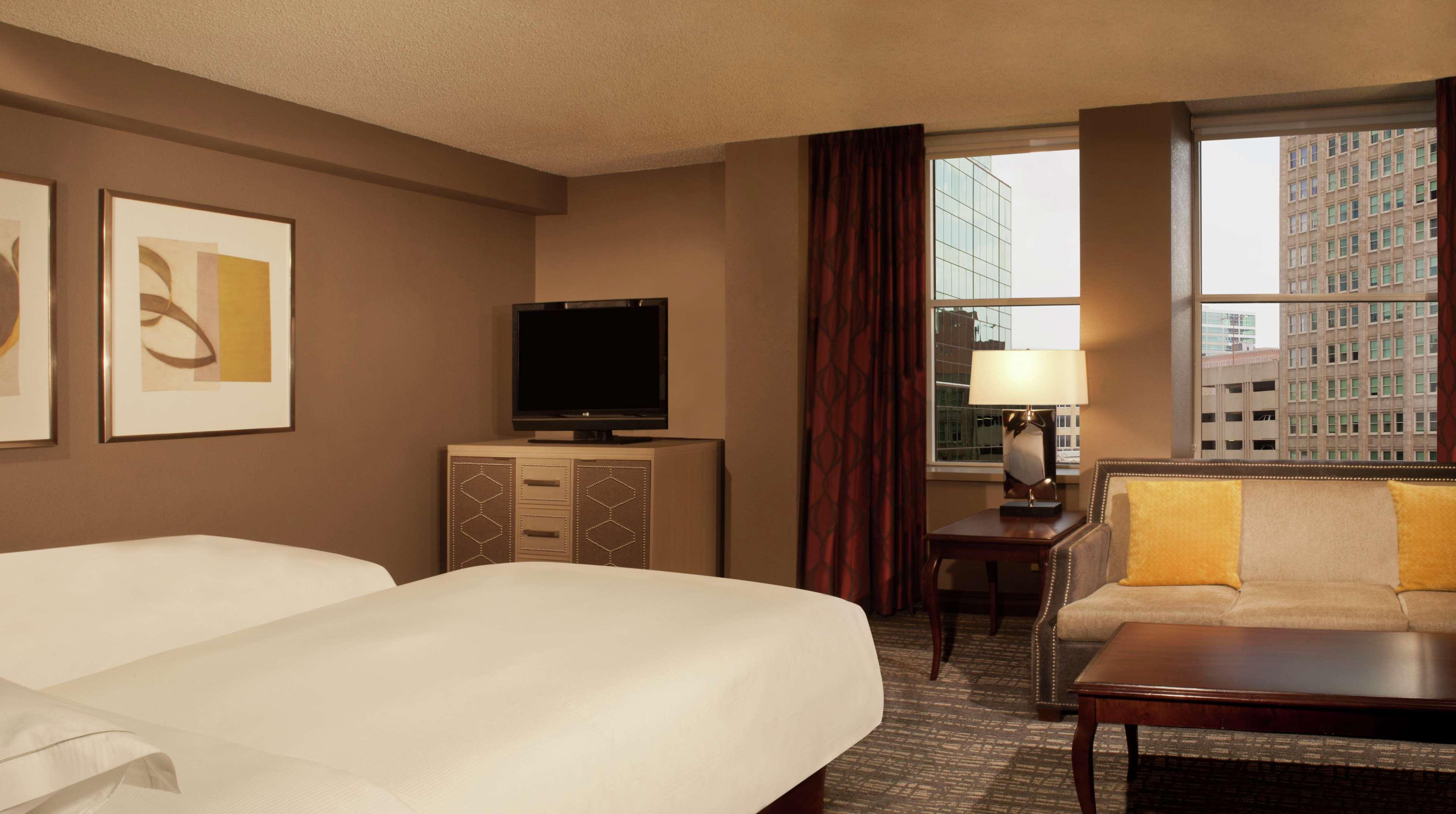 Hilton Fort Worth Exterior photo