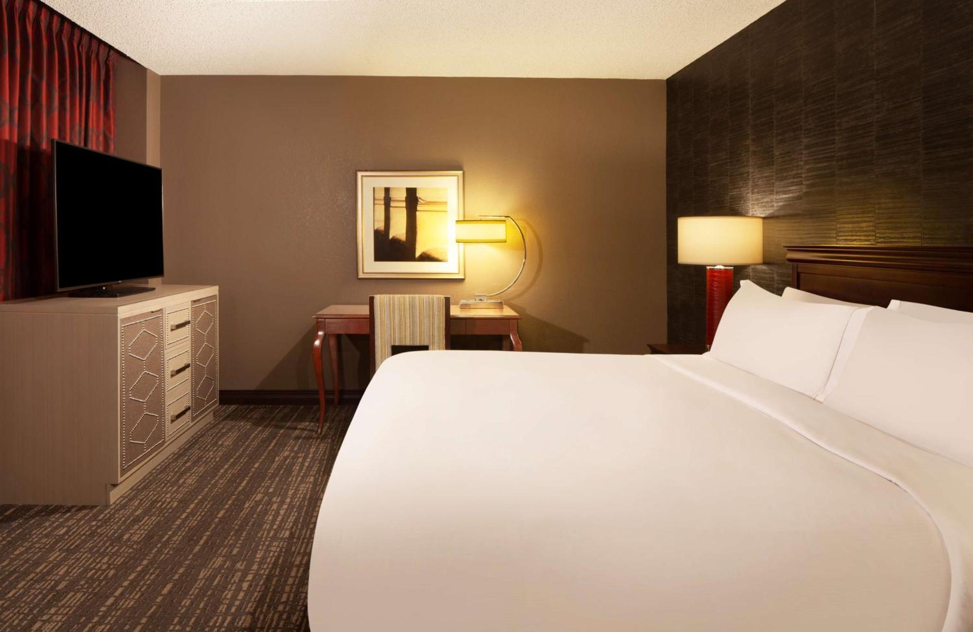 Hilton Fort Worth Exterior photo
