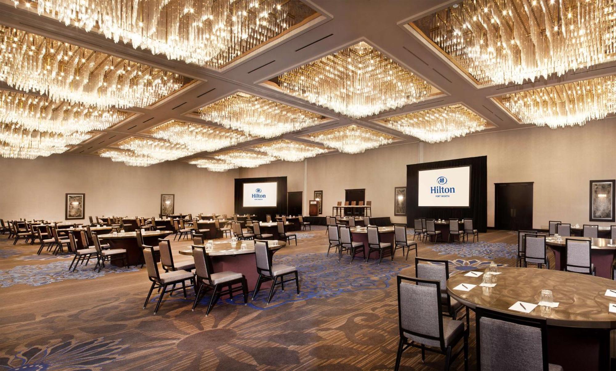 Hilton Fort Worth Exterior photo