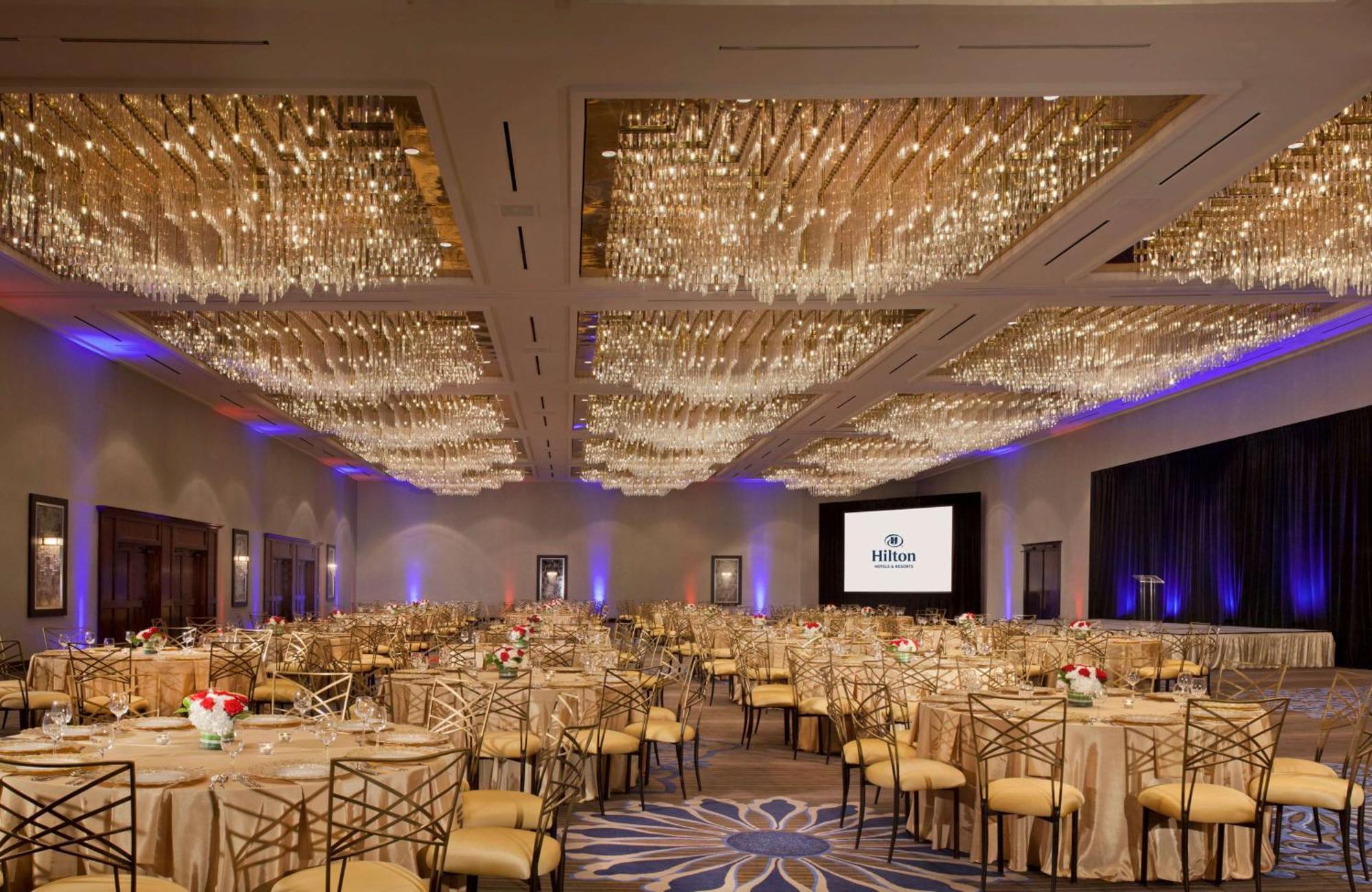 Hilton Fort Worth Exterior photo